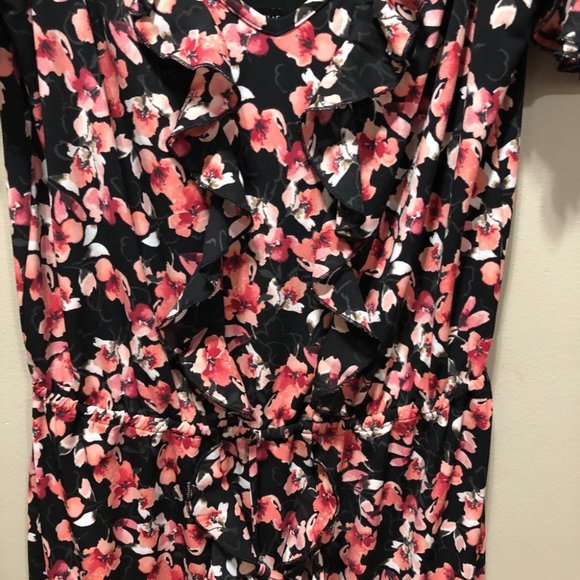 {WHBM} Cold Shoulder Floral Blouson Dress - Picture 5 of 10